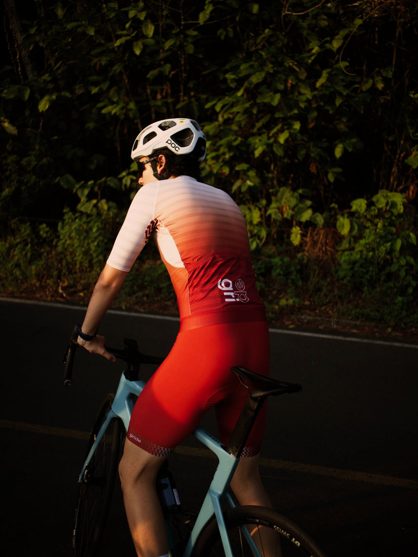 Bib Twist Terracota C