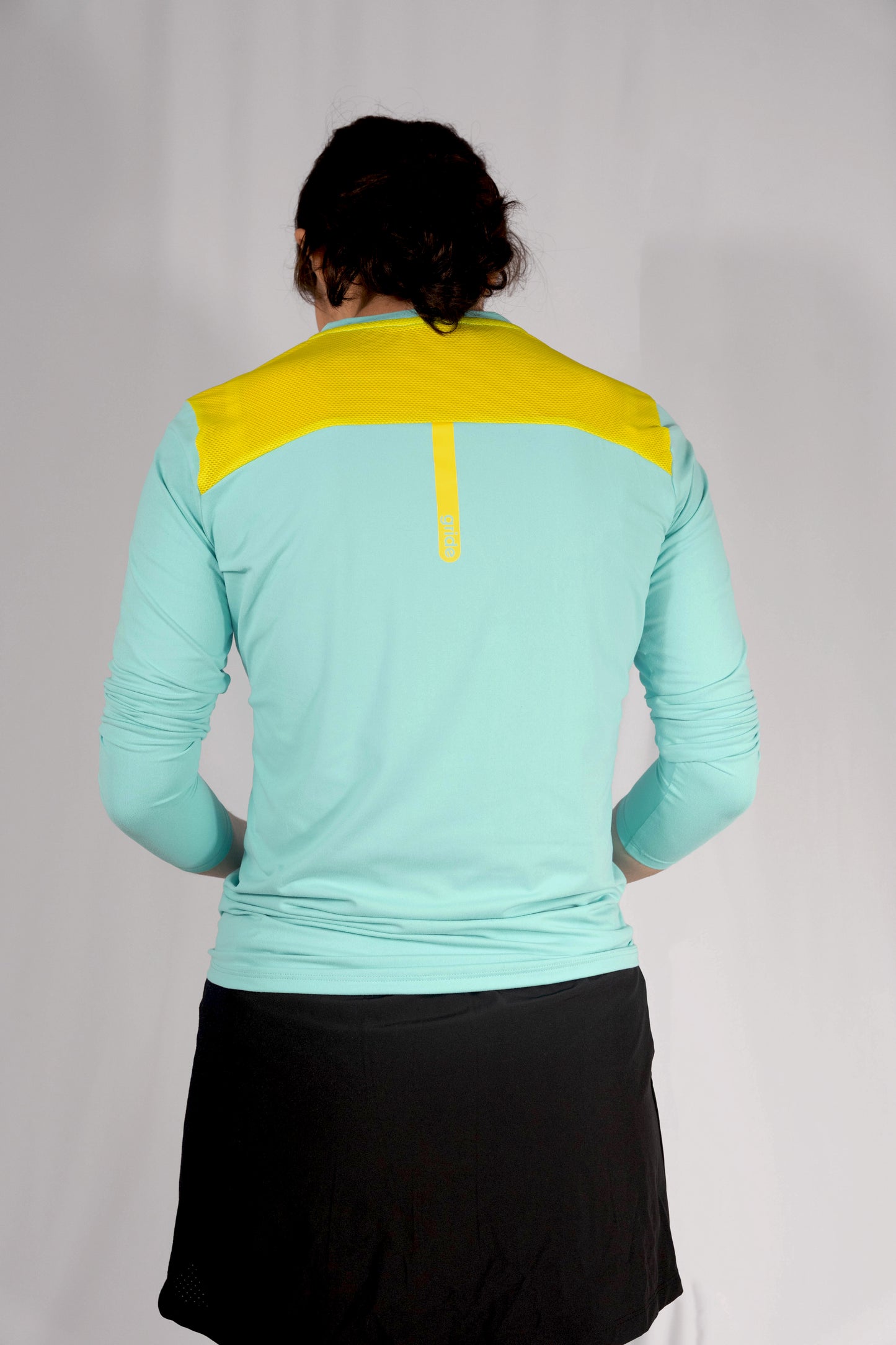 Playera deportiva de manga larga Aqua