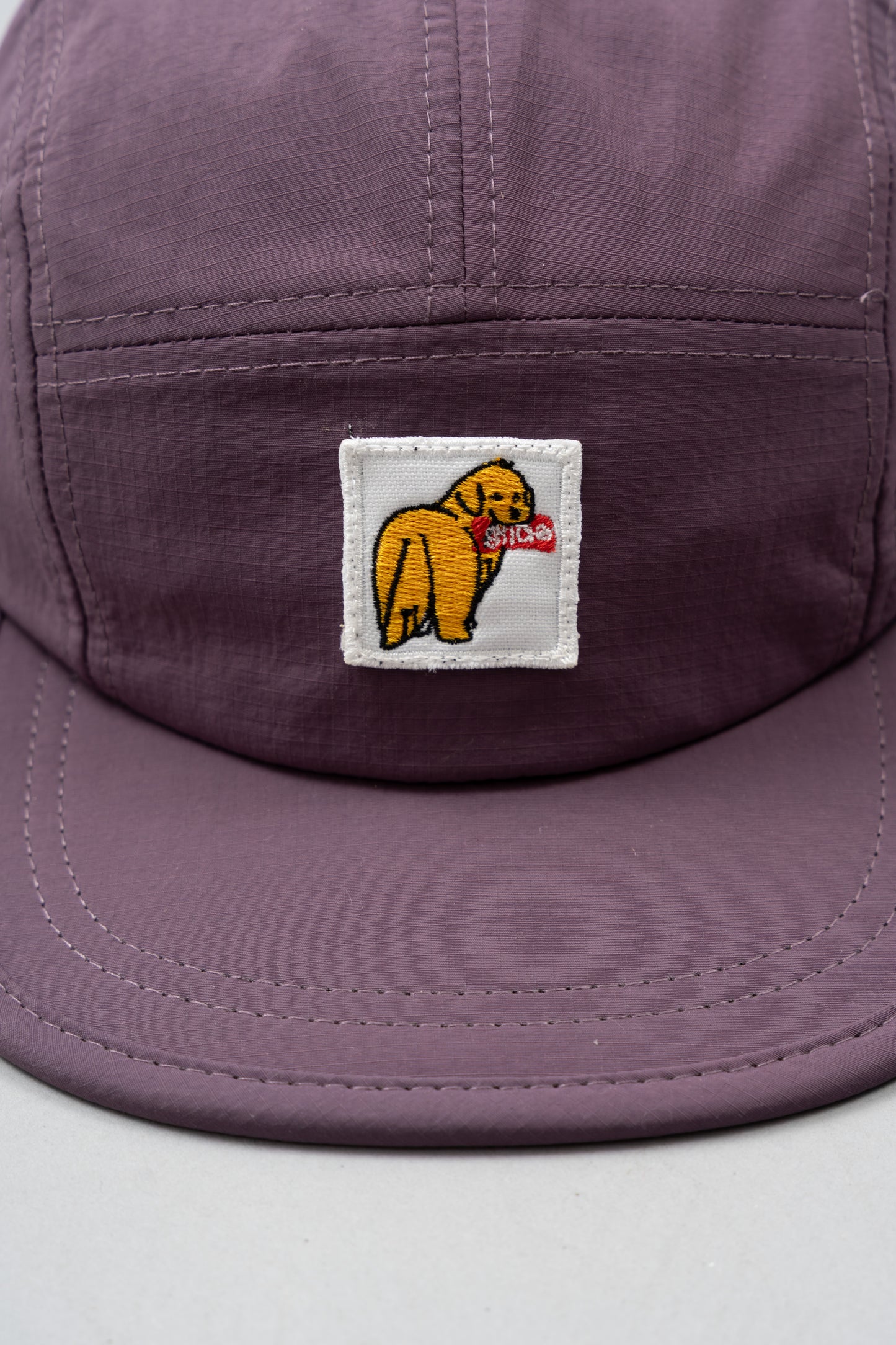 Gorra 5 Paneles Morada