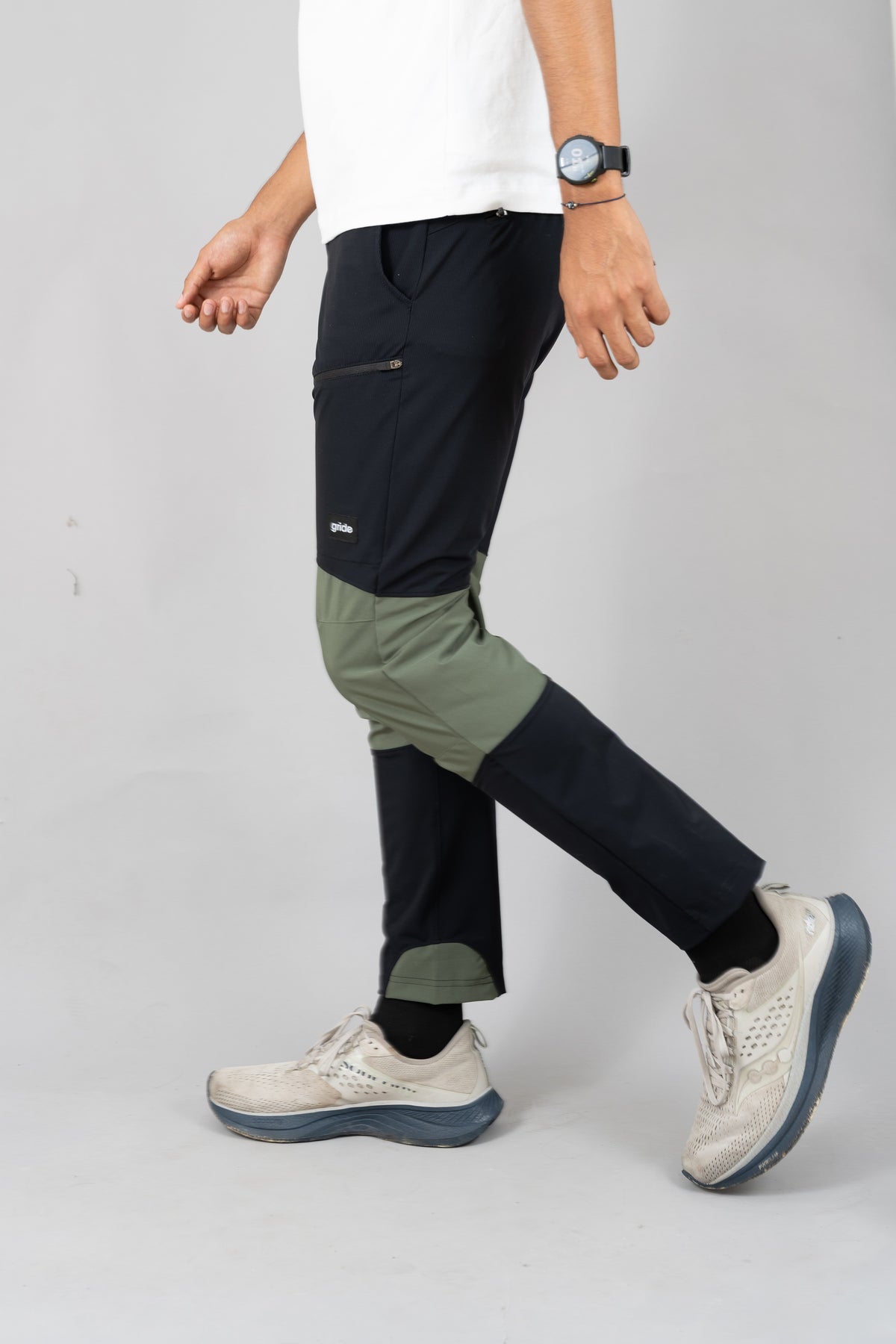 Pantalones Hiking Negros con Verde Caballero